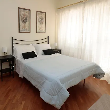 Luminoso E Accogliente Con Giardino - Battistini Рим